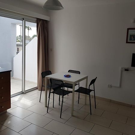 Valentinos Court Apartment Paphos Luaran gambar