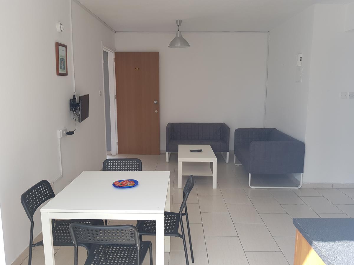 Valentinos Court Apartment Paphos Luaran gambar